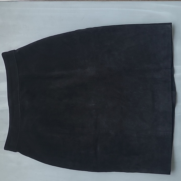 Black Suede Skirt from The Limited - Picture 1 of 7